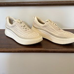 Cutest sneakers!! Go with anything-never been worn.